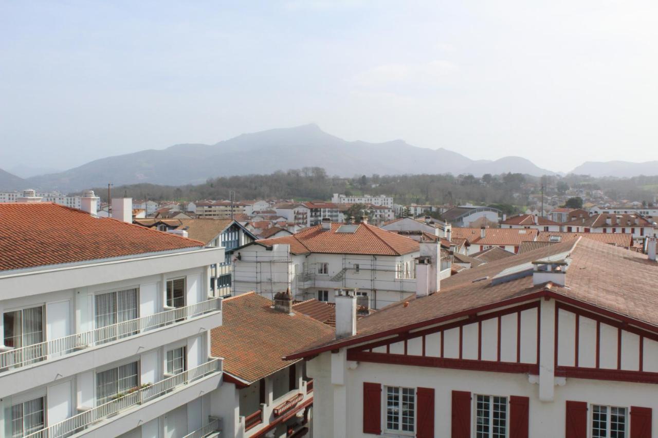 Studio hyper centre avec vue sur les Pyrénées Saint-Jean-de-Luz Esterno foto